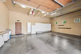 1212 SW Hessler Dr, Portland, OR 97239 - Photo 43