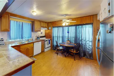 98042 W Benham Ln #2, Brookings, OR 97415 - Photo 3