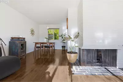 275 E 39th Ave, Eugene, OR 97405 - Photo 9