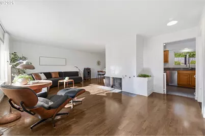 275 E 39th Ave, Eugene, OR 97405 - Photo 7