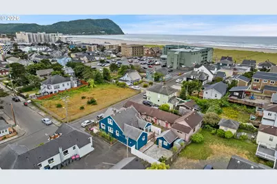 240 5th Ave, Seaside, OR 97138 - Photo 3