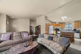 648 Commercial St, Monroe, OR 97456 - Photo 11