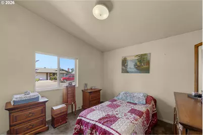 648 Commercial St, Monroe, OR 97456 - Photo 17