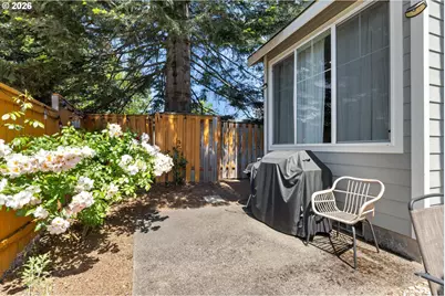 6501 NE Rainsong Ln, Hillsboro, OR 97124 - Photo 25