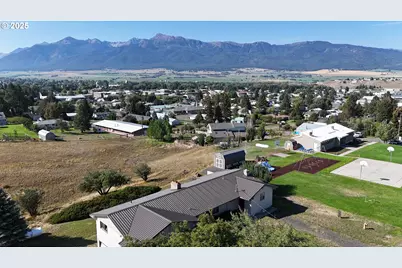 307 Wagner St, Enterprise, OR 97828 - Photo 23