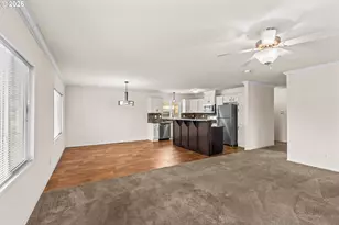 5089 D St, Springfield, OR 97478 - Photo 3