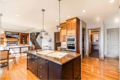 4027 NW Riggs Dr, Portland, OR 97229 - Photo 15