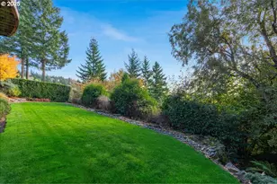 4027 NW Riggs Dr, Portland, OR 97229 - Photo 43