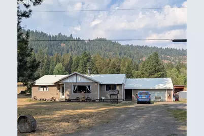 71168 Valley View Rd, Elgin, OR 97827 - Photo 1