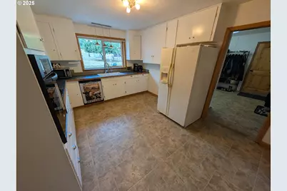 71168 Valley View Rd, Elgin, OR 97827 - Photo 7