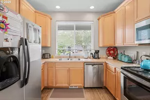 2637 Baines Blvd, Hubbard, OR 97032 - Photo 9
