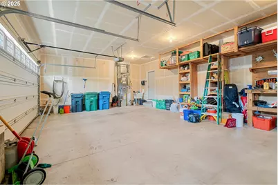 2637 Baines Blvd, Hubbard, OR 97032 - Photo 29