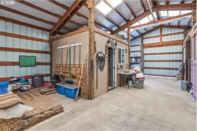 770 E Buttercup St, Yamhill, OR 97148 - Photo 31