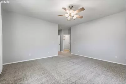 770 E Buttercup St, Yamhill, OR 97148 - Photo 17