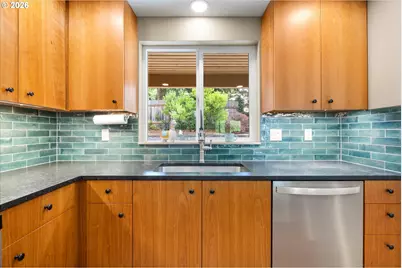 11890 SW Wilton Ave, Portland, OR 97223 - Photo 3