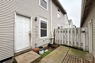 14134 E Burnside St, Portland, OR 97233 - Photo 23