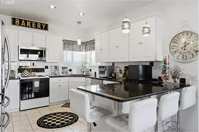 3720 Columbia View Dr, The Dalles, OR 97058 - Photo 13