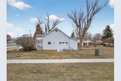 295 E St, North Powder, OR 97867 - Photo 5