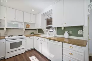 2610 Field St, Longview, WA 98632 - Photo 9