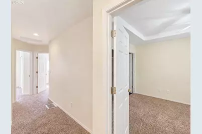 6564 NW Wenmarie Dr, Portland, OR 97229 - Photo 21