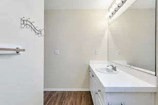 6564 NW Wenmarie Dr, Portland, OR 97229 - Photo 17