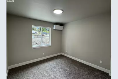 1203 SE Marsters Ave, Roseburg, OR 97470 - Photo 21
