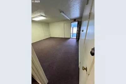 8325 8329 SE Division St, Portland, OR 97266 - Photo 15