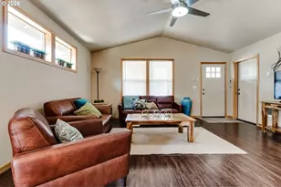 1529 Charnelton Alley, Eugene, OR 97401 - Photo 7