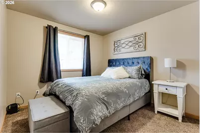 1529 Charnelton Aly, Eugene, OR 97401 - Photo 29