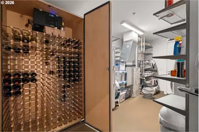 949 NW Overton St #301, Portland, OR 97209 - Photo 27