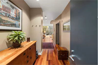 949 NW Overton St #301, Portland, OR 97209 - Photo 3