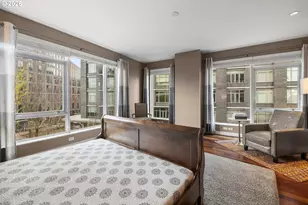 949 NW Overton St, Portland, OR 97209 - Photo 21