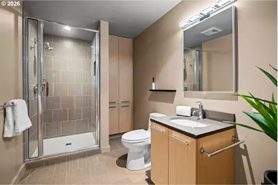949 NW Overton St #301, Portland, OR 97209 - Photo 19
