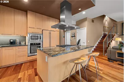 949 NW Overton St #301, Portland, OR 97209 - Photo 7