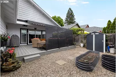 127 SW Vicki Ln, Grants Pass, OR 97526 - Photo 23