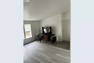799 Hardcastle Ave, Woodburn, OR 97071 - Photo 7