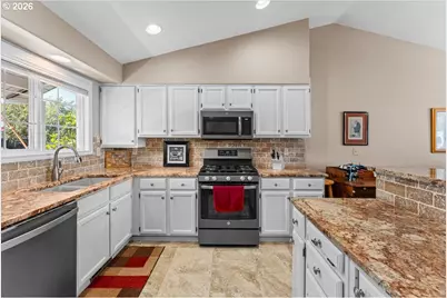 16159 SW Willow Dr, Sherwood, OR 97140 - Photo 5
