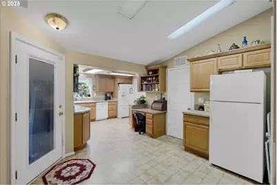 10025 NE Ward Rd, Brush Prairie, WA 98606 - Photo 11