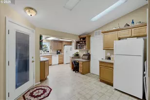 10025 NE Ward Rd, Brush Prairie, WA 98606 - Photo 11