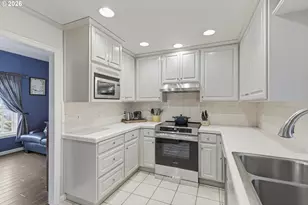 9950 NW Abbey Rd, Portland, OR 97229 - Photo 23