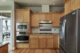 707 N Hayden Island Dr, Portland, OR 97217 - Photo 17