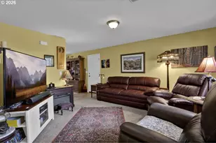 1520/1522 E Washington Ave, Cottage Grove, OR 97424 - Photo 9
