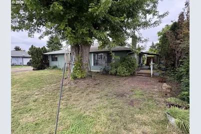 392 S 37th St, Springfield, OR 97478 - Photo 7