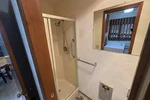 392 S 37th St, Springfield, OR 97478 - Photo 27