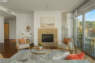 1221 SW 10th Ave, Portland, OR 97205 - Photo 9