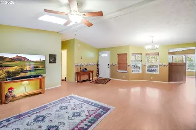 30500 S Deardorff Rd, Molalla, OR 97038 - Photo 13