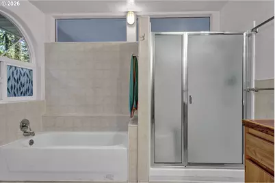 56642 McKenzie Hwy, McKenzie Bridge, OR 97413 - Photo 27