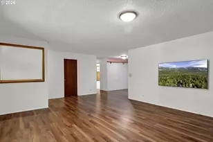 56642 McKenzie Hwy, McKenzie Bridge, OR 97413 - Photo 11