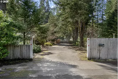 56642 McKenzie Hwy, McKenzie Bridge, OR 97413 - Photo 3
