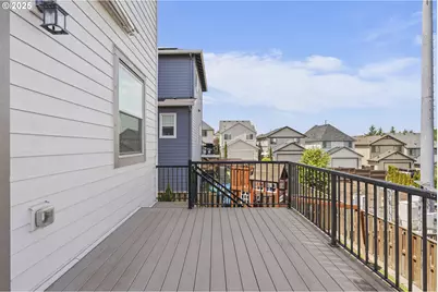 16649 SW Friendly Ln, Beaverton, OR 97007 - Photo 15